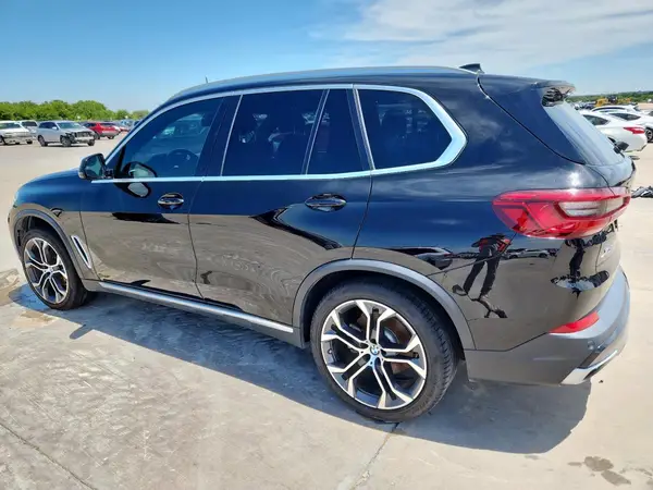 5UXCR4C0XLLE31052 2020 BMW X5 - Image 2