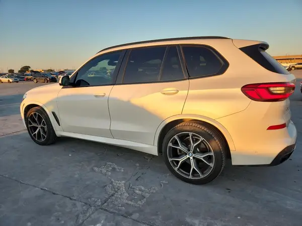 5UXCR4C0XLLW63471 2020 BMW X5 - Image 2