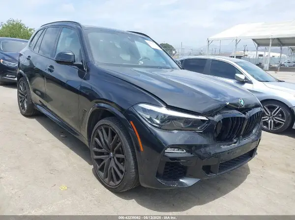5UXCR4C0XLLW64443 2020 BMW X5 - Image 1