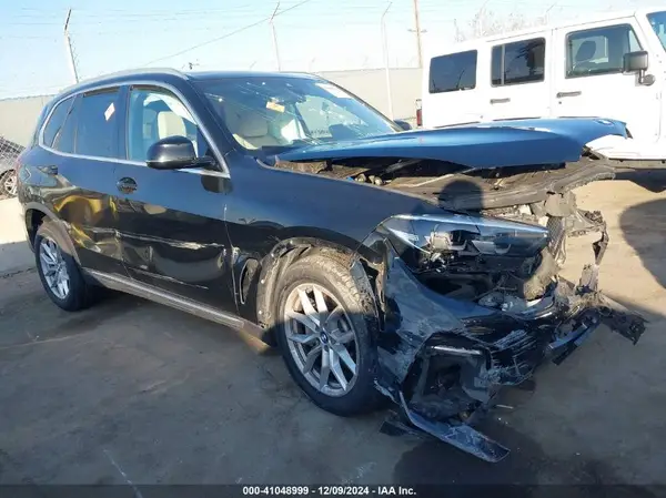 5UXCR4C0XLLW65026 2020 BMW X5 - Image 1