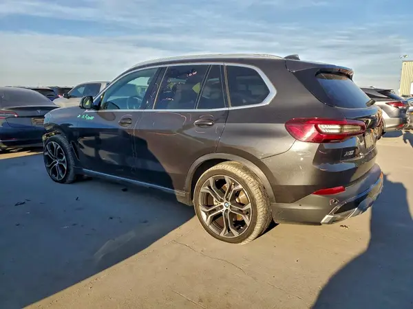 5UXCR4C0XM9E75521 2021 BMW X5 - Image 2