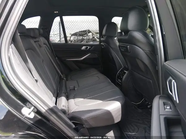 5UXCR4C0XM9F56339 2021 BMW X5 - Image 8