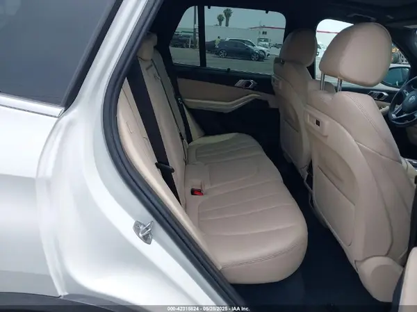 5UXCR4C0XN9L67253 2022 BMW X5 - Image 8