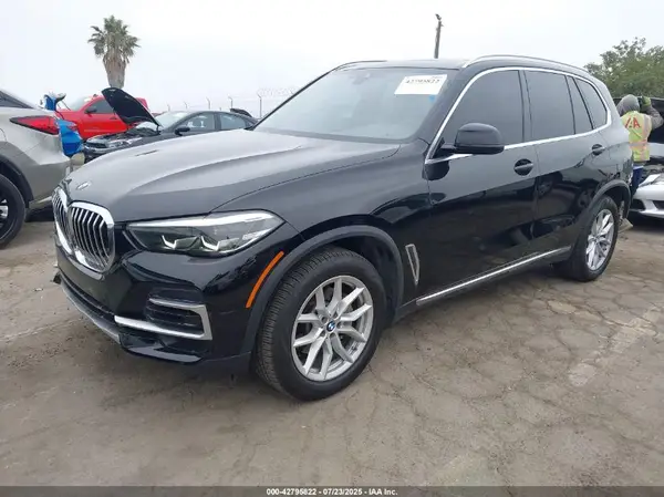 5UXCR4C0XN9N24330 2022 BMW X5 - Image 2