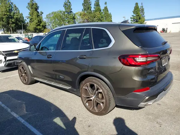 5UXCR4C0XP9R66768 2023 BMW X5 - Image 2