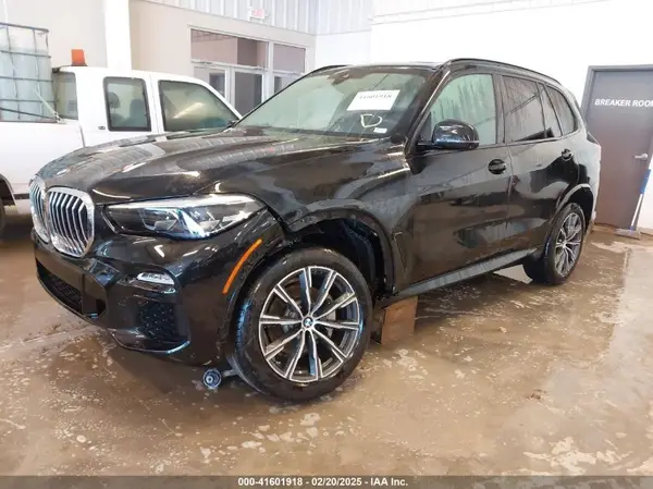 5UXCR6C00L9B13823 2020 BMW X5 - Image 2