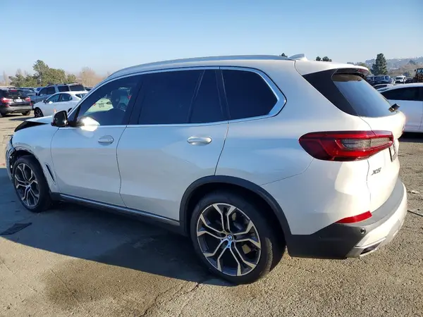 5UXCR6C00L9B16088 2020 BMW X5 - Image 2
