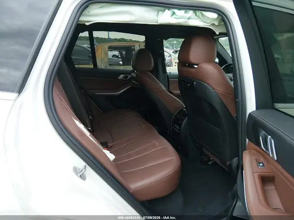 5UXCR6C00L9B29360 2020 BMW X5 - Image 8