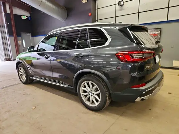 5UXCR6C00L9B47020 2020 BMW X5 - Image 2