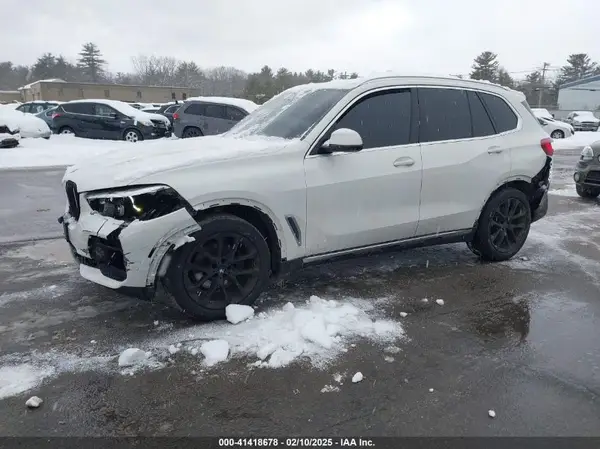 5UXCR6C00L9B87369 2020 BMW X5 - Image 2