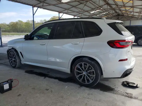 5UXCR6C00L9C27255 2020 BMW X5 - Image 2
