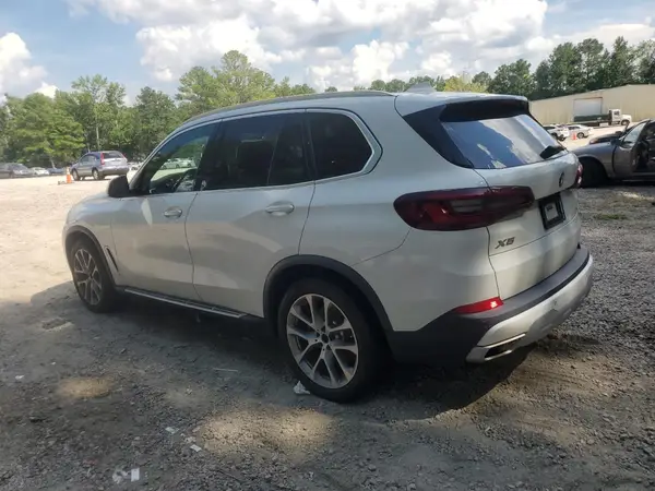 5UXCR6C00L9C37753 2020 BMW X5 - Image 2
