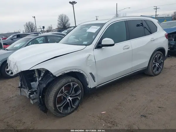 5UXCR6C00L9C37851 2020 BMW X5 - Image 2