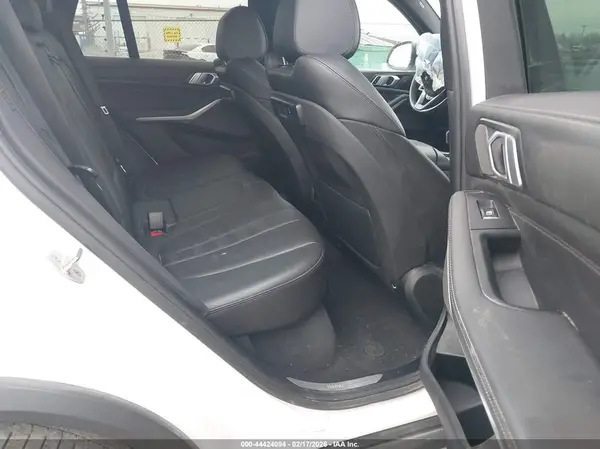 5UXCR6C00L9C37851 2020 BMW X5 - Image 8