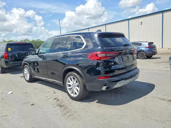 5UXCR6C00L9C49949 2020 BMW X5 - Image 2