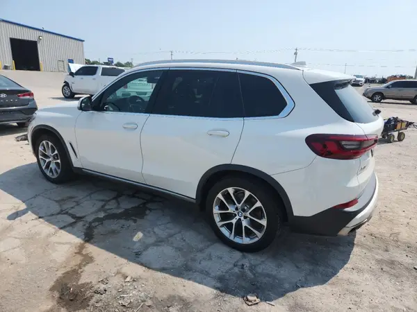 5UXCR6C00L9C65486 2020 BMW X5 - Image 2
