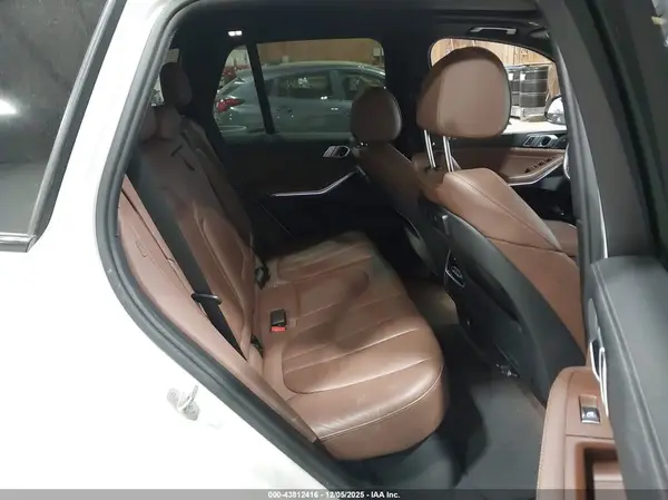 5UXCR6C00L9D70528 2020 BMW X5 - Image 8