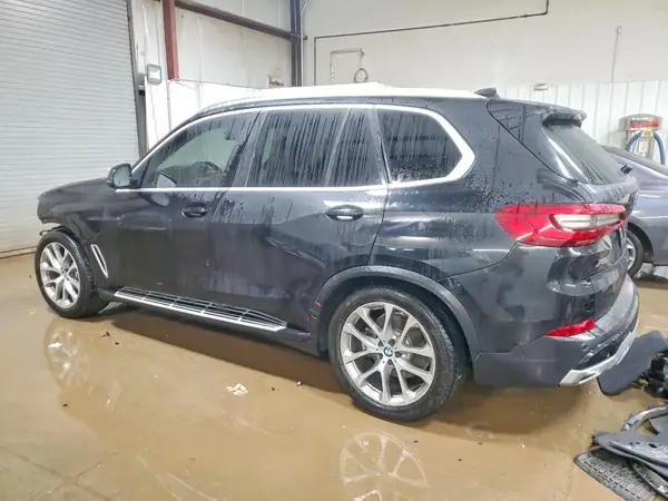 5UXCR6C00LLL75552 2020 BMW X5 - Image 2
