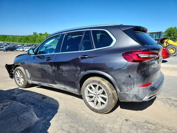 5UXCR6C00M9E17851 2021 BMW X5 - Image 2