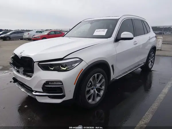 5UXCR6C00M9E28588 2021 BMW X5 - Image 2
