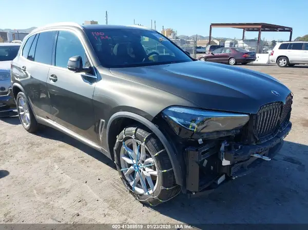 5UXCR6C00M9E83705 2021 BMW X5 - Image 1