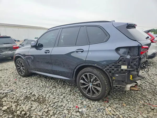 5UXCR6C00N9J23770 2022 BMW X5 - Image 2