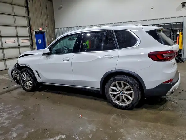 5UXCR6C00N9J35966 2022 BMW X5 - Image 2