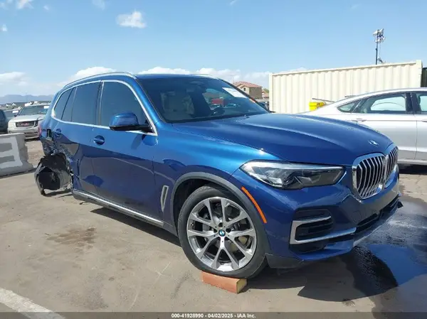 5UXCR6C00N9J82978 2022 BMW X5 - Image 1