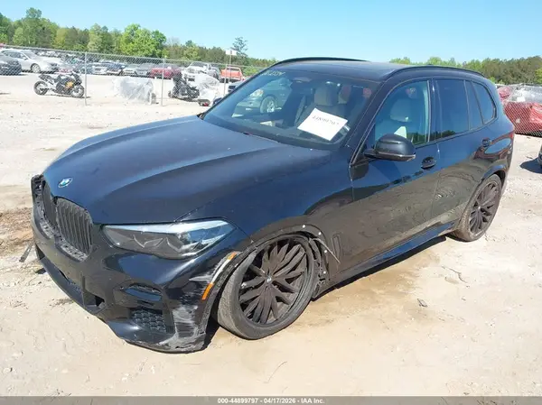 5UXCR6C00N9K33587 2022 BMW X5 - Image 2