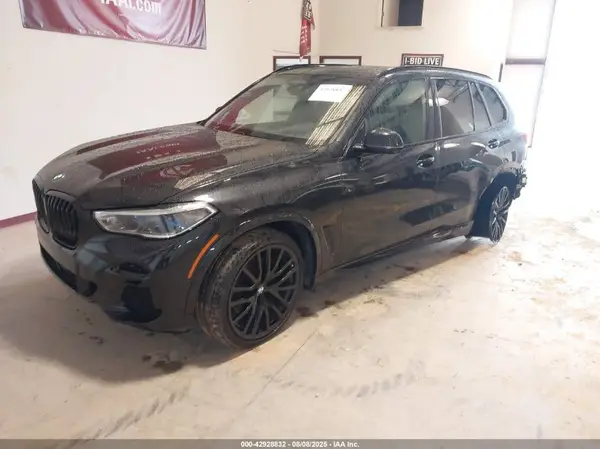 5UXCR6C00N9L80797 2022 BMW X5 - Image 2