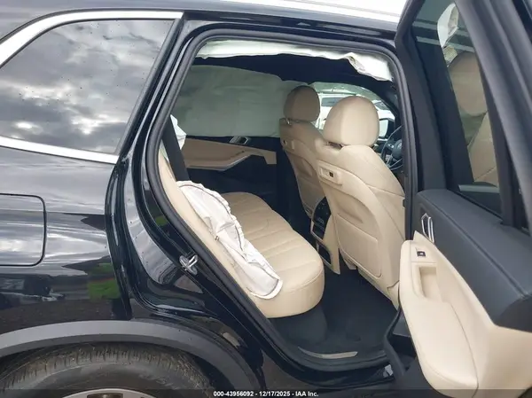 5UXCR6C00N9L85501 2022 BMW X5 - Image 8