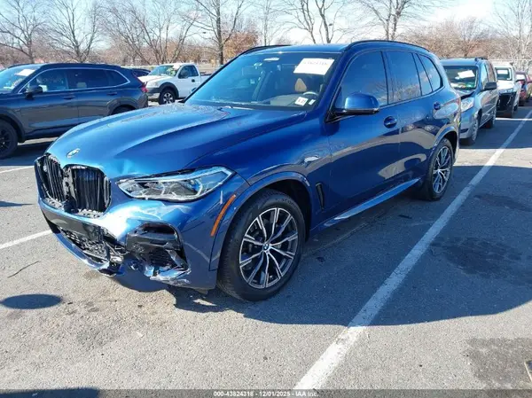 5UXCR6C00N9M11210 2022 BMW X5 - Image 2
