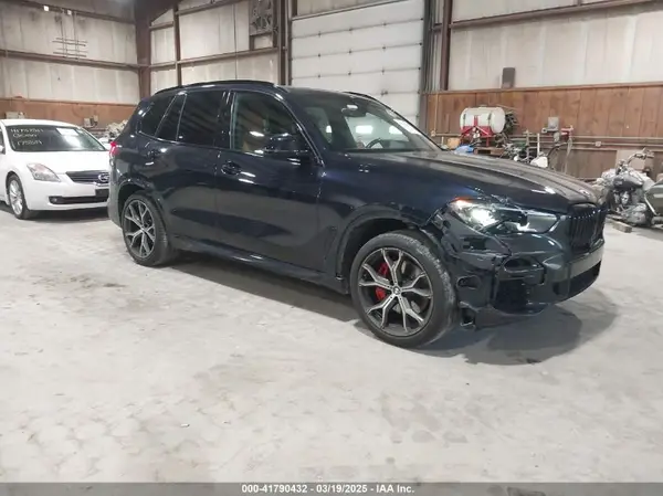 5UXCR6C00N9M47589 2022 BMW X5 - Image 1