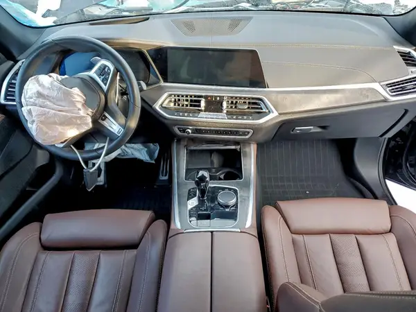 5UXCR6C00N9M80379 2022 BMW X5 - Image 8