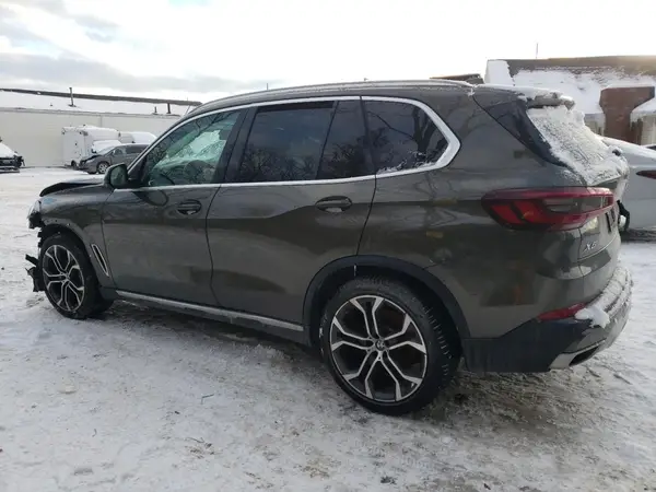 5UXCR6C00N9N26888 2022 BMW X5 - Image 2