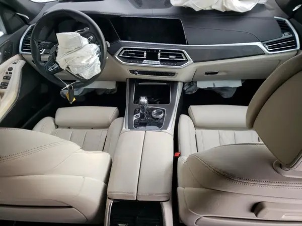 5UXCR6C00N9N26888 2022 BMW X5 - Image 8