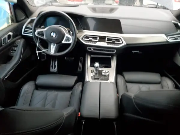 5UXCR6C00P9N89136 2023 BMW X5 - Image 8
