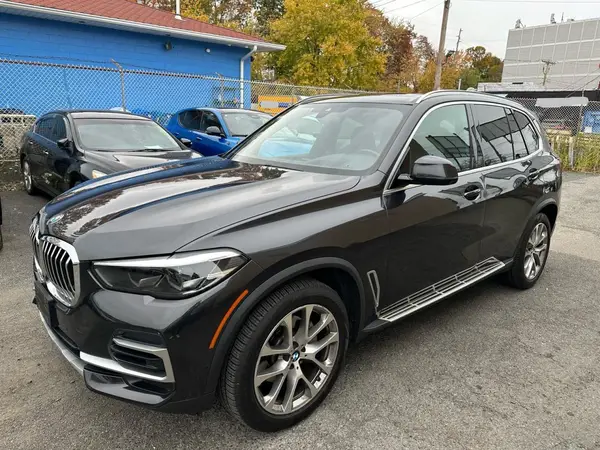 5UXCR6C00P9P81706 2023 BMW X5 - Image 2