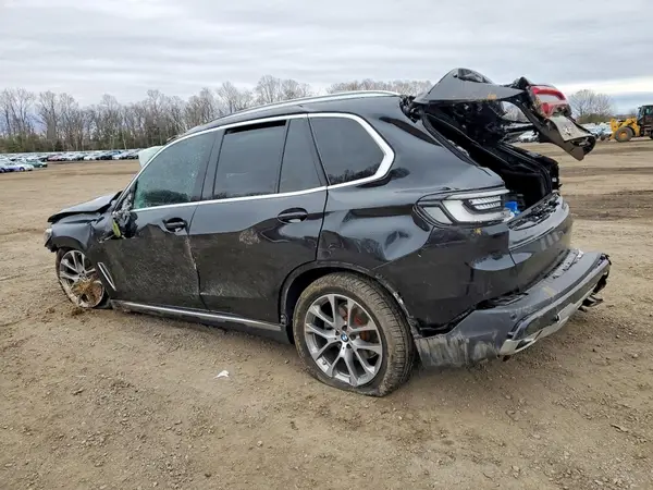 5UXCR6C00P9R27117 2023 BMW X5 - Image 2