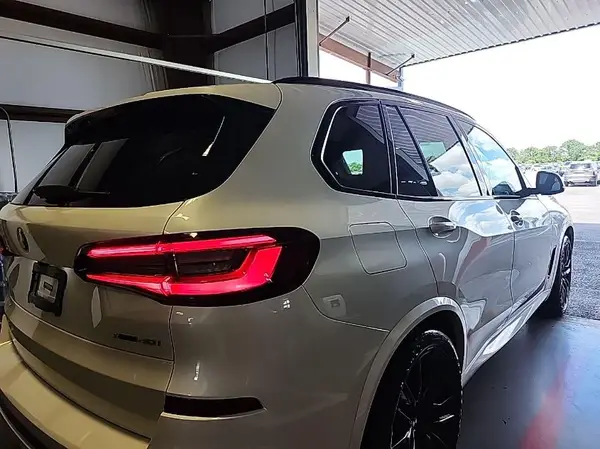 5UXCR6C00P9R65110 2023 BMW X5 - Image 1