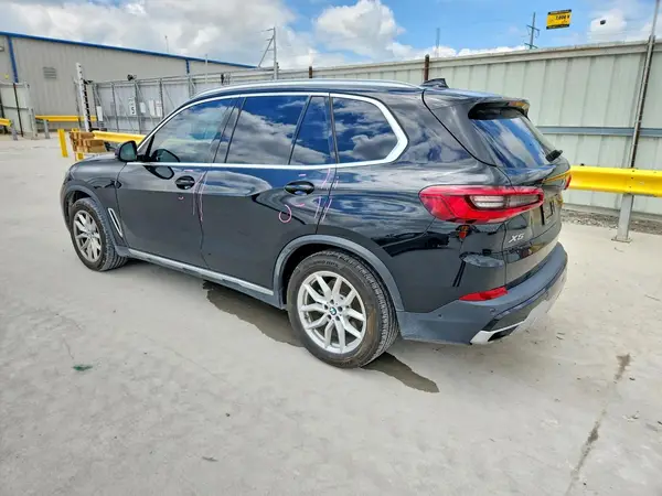 5UXCR6C01L9C20167 2020 BMW X5 - Image 2