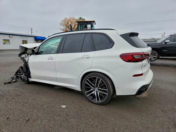 5UXCR6C01L9C74505 2020 BMW X5 - Image 2