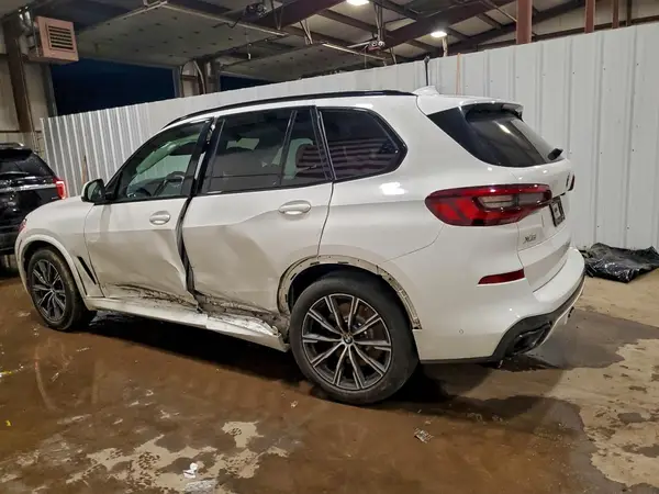 5UXCR6C01L9C79347 2020 BMW X5 - Image 2