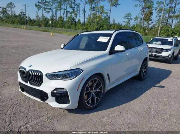 5UXCR6C01LLL65998 2020 BMW X5 - Image 2