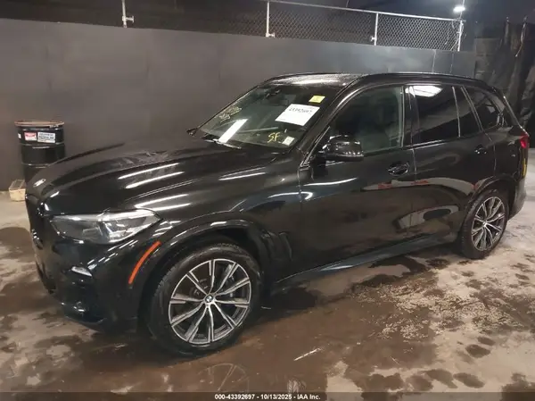 5UXCR6C01LLL66388 2020 BMW X5 - Image 2