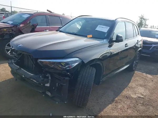 5UXCR6C01M9D92409 2021 BMW X5 - Image 2
