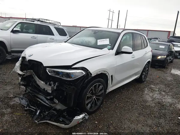 5UXCR6C01M9D93978 2021 BMW X5 - Image 2