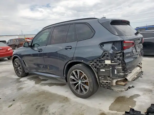 5UXCR6C01M9E28633 2021 BMW X5 - Image 2