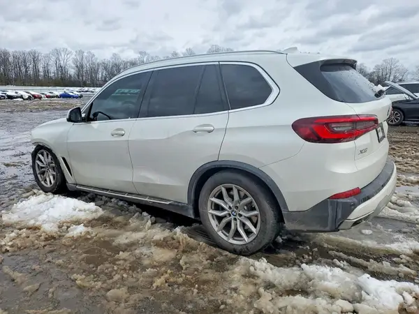 5UXCR6C01M9E97564 2021 BMW X5 - Image 2