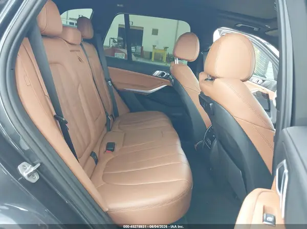 5UXCR6C01M9F45659 2021 BMW X5 - Image 8
